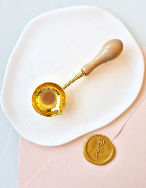 Łyżka do topienia laku wosku