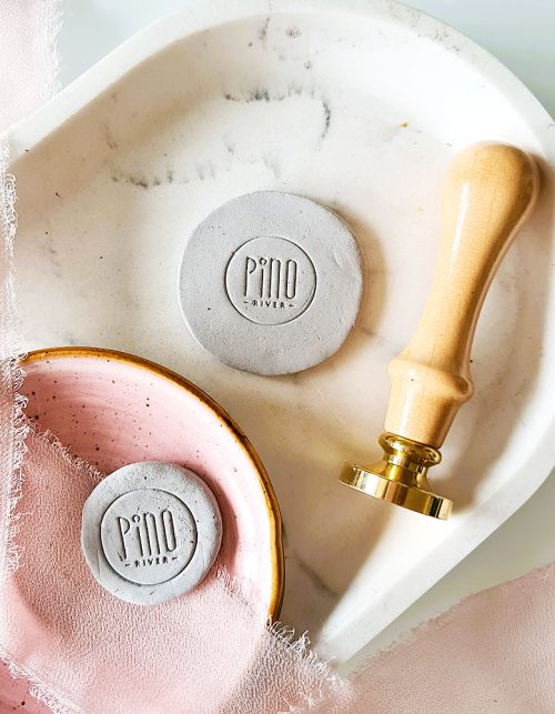 Stempel do ceramiki z logo